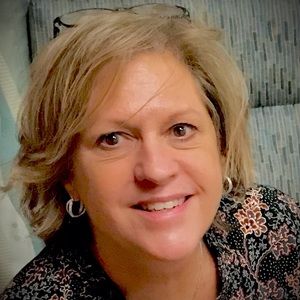 Meet your Posher, Catherine